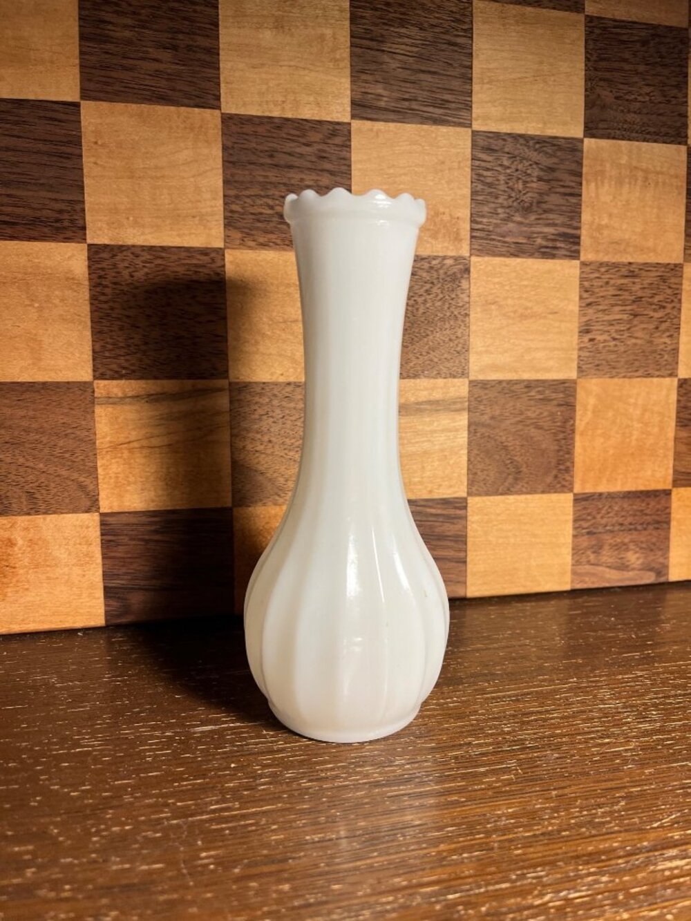 Vintage Milk Glass Bud Vase A359